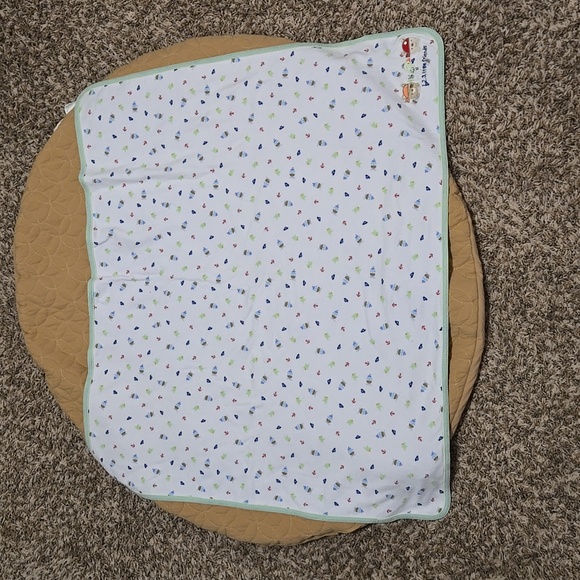 Lot of 3 baby receiving blankets - Picture 9 of 10